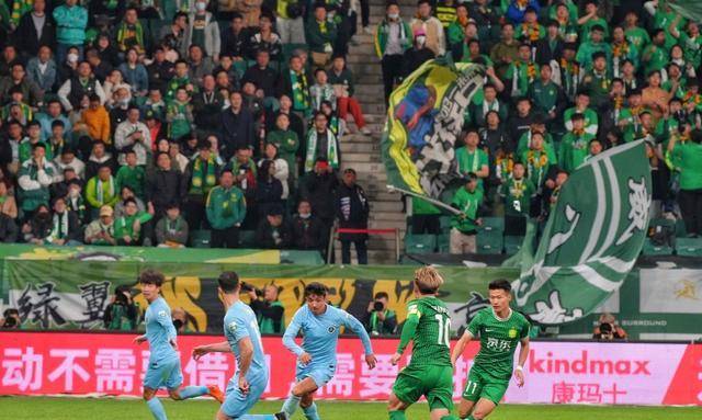 广州恒大主场战平上海绿地申花,中超排名下滑至第六位 广州恒大主场战平上海绿地申花,中超排名下滑至第六位